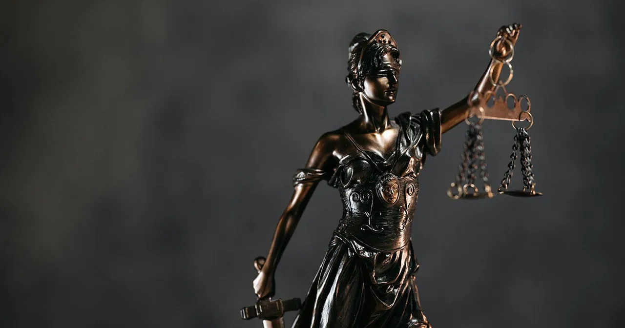 Google is being sued again over its monopoly in the Android store market