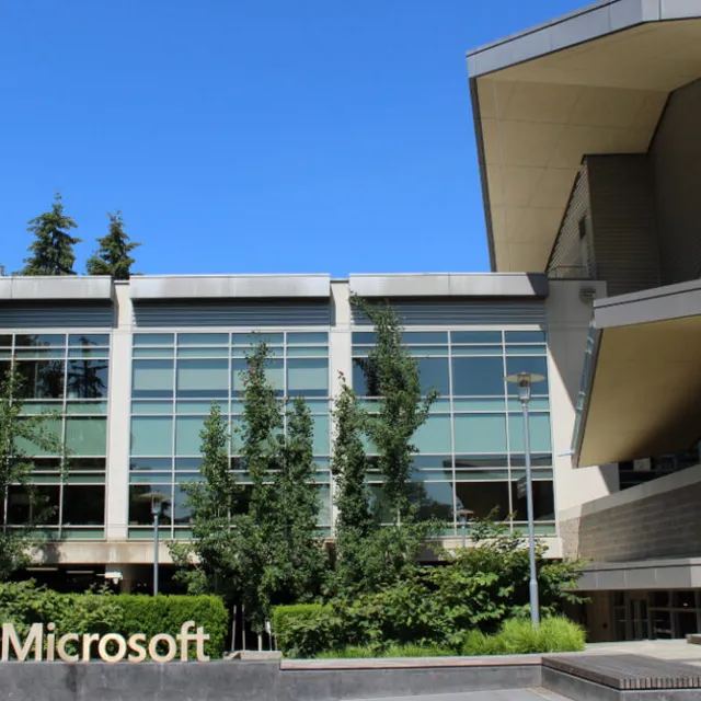 Microsoft offers "voluntary buyouts" to 60,000 employees, including those in Xbox division